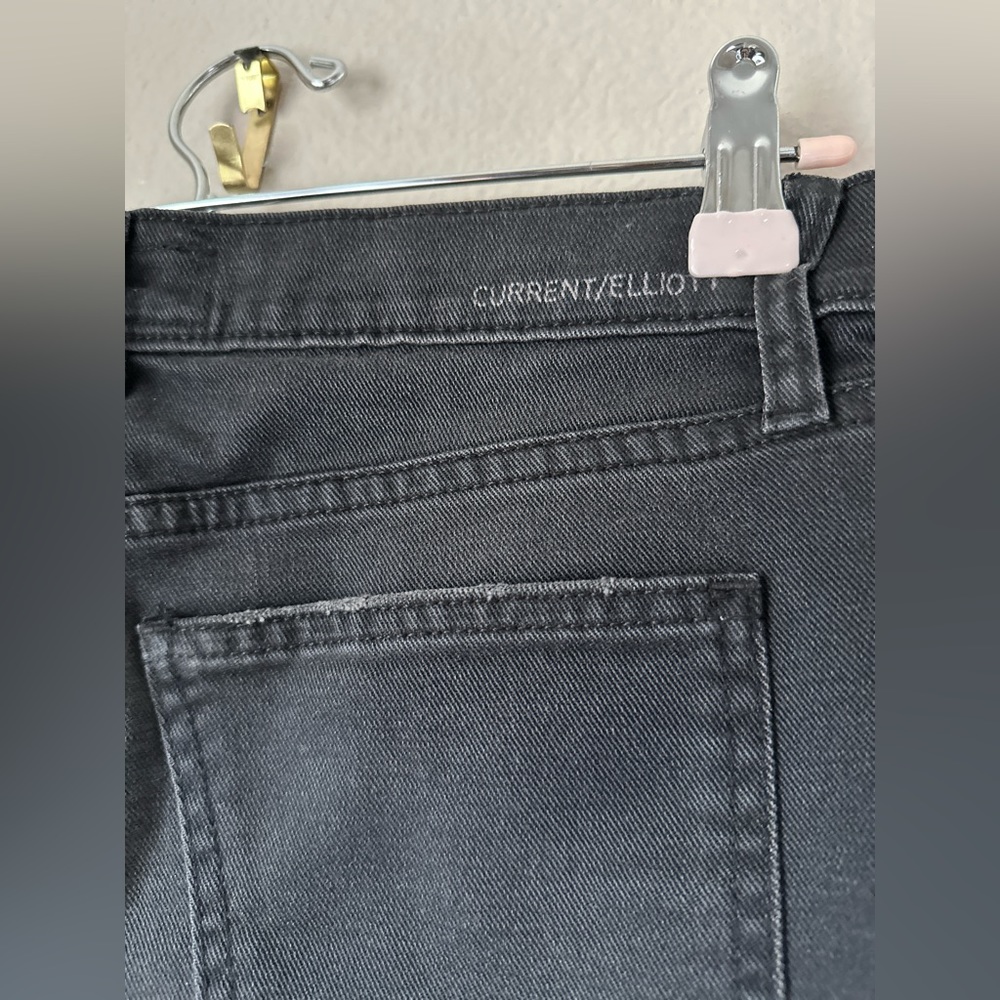 Current Elliot - image 3